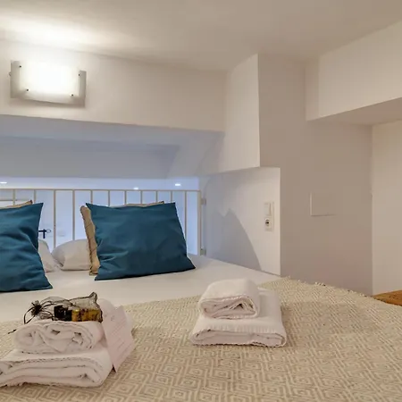 Guestready - Charming With Patio In Gracia Barcelona